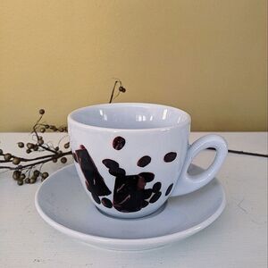 Crate&Barrel Set of 2 Coffee Or  Hot Cocoa Cups & Matching Saucers